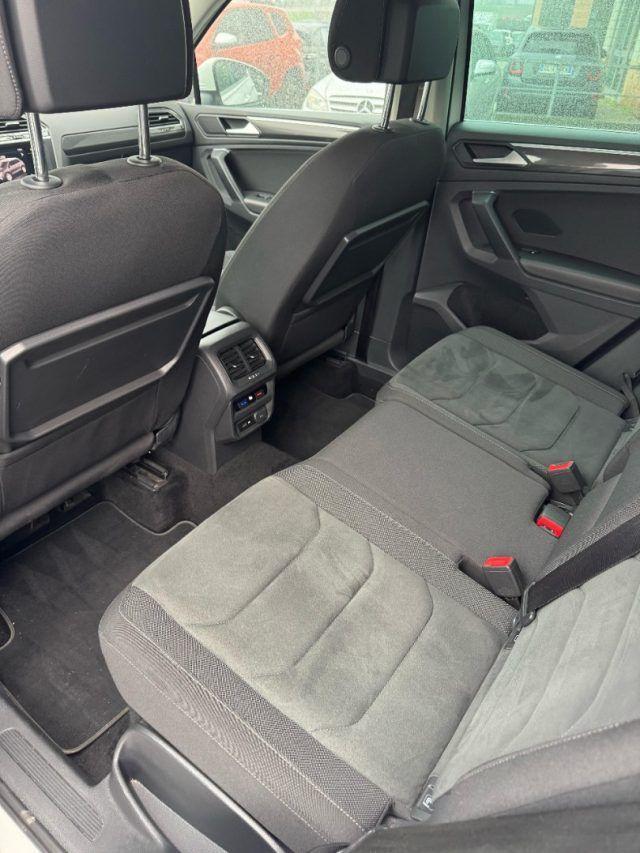 VOLKSWAGEN Tiguan 2.0 BiTDI SCR DSG 4MOTION R-Line BMT