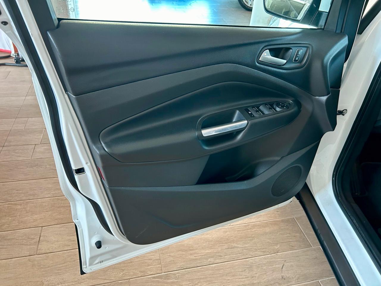 Ford Kuga 2.0 TDCI 120 CV S&S 2WD Business