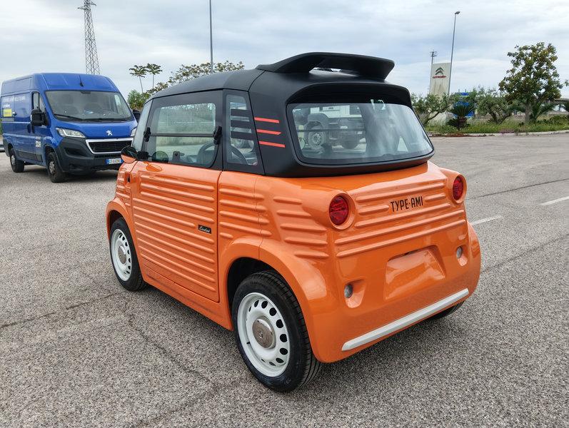 CITROEN Ami Caselani