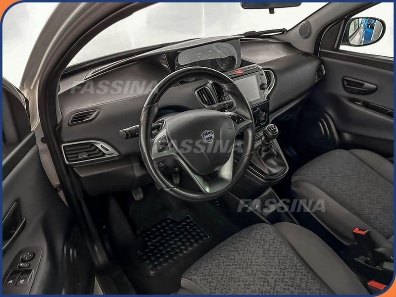 Lancia Ypsilon Ypsilon 1.0 firefly hybrid Gold s&s 70cv