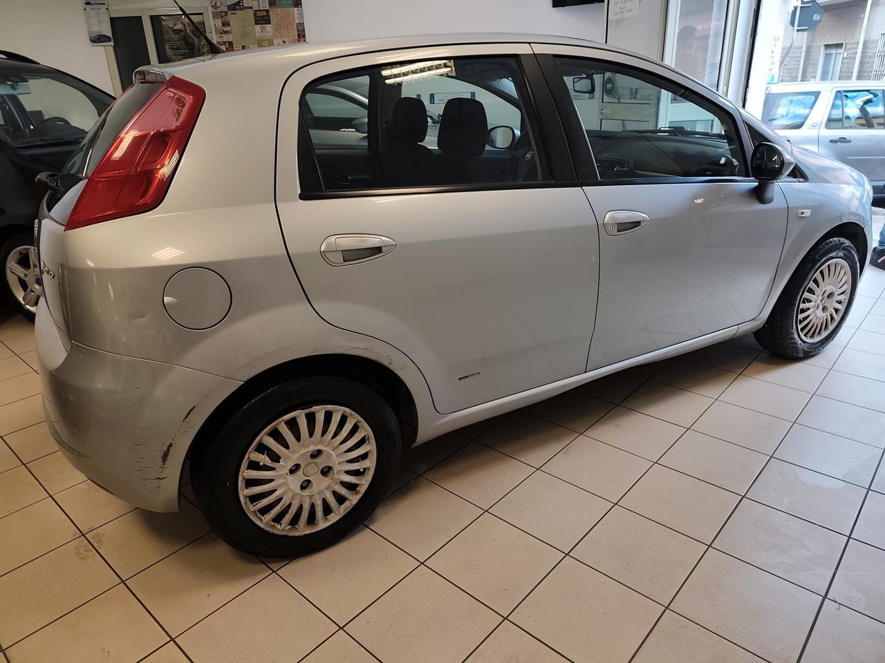 Fiat Grande Punto 1.3 MJT 75 CV 5 porte Fun