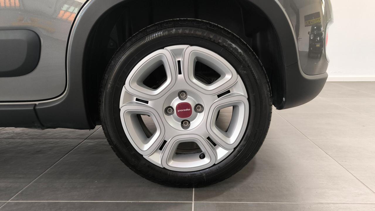 Fiat Panda 1.0 Hybrid City Life pari al nuovo