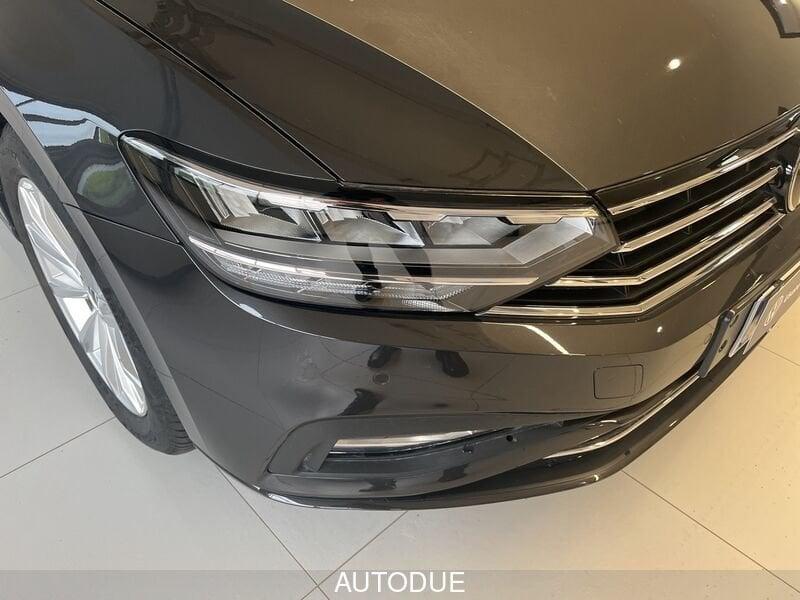 Volkswagen Passat VARIANT 2.0 TDI BUSINESS DSG 150CV