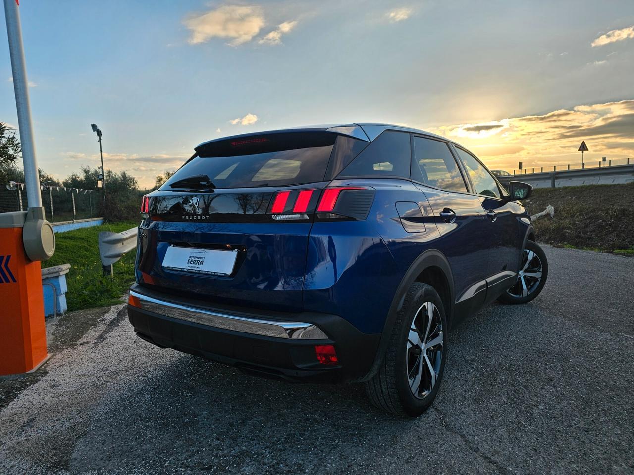 Peugeot 3008 BlueHDi 130 S&S EAT8 Business