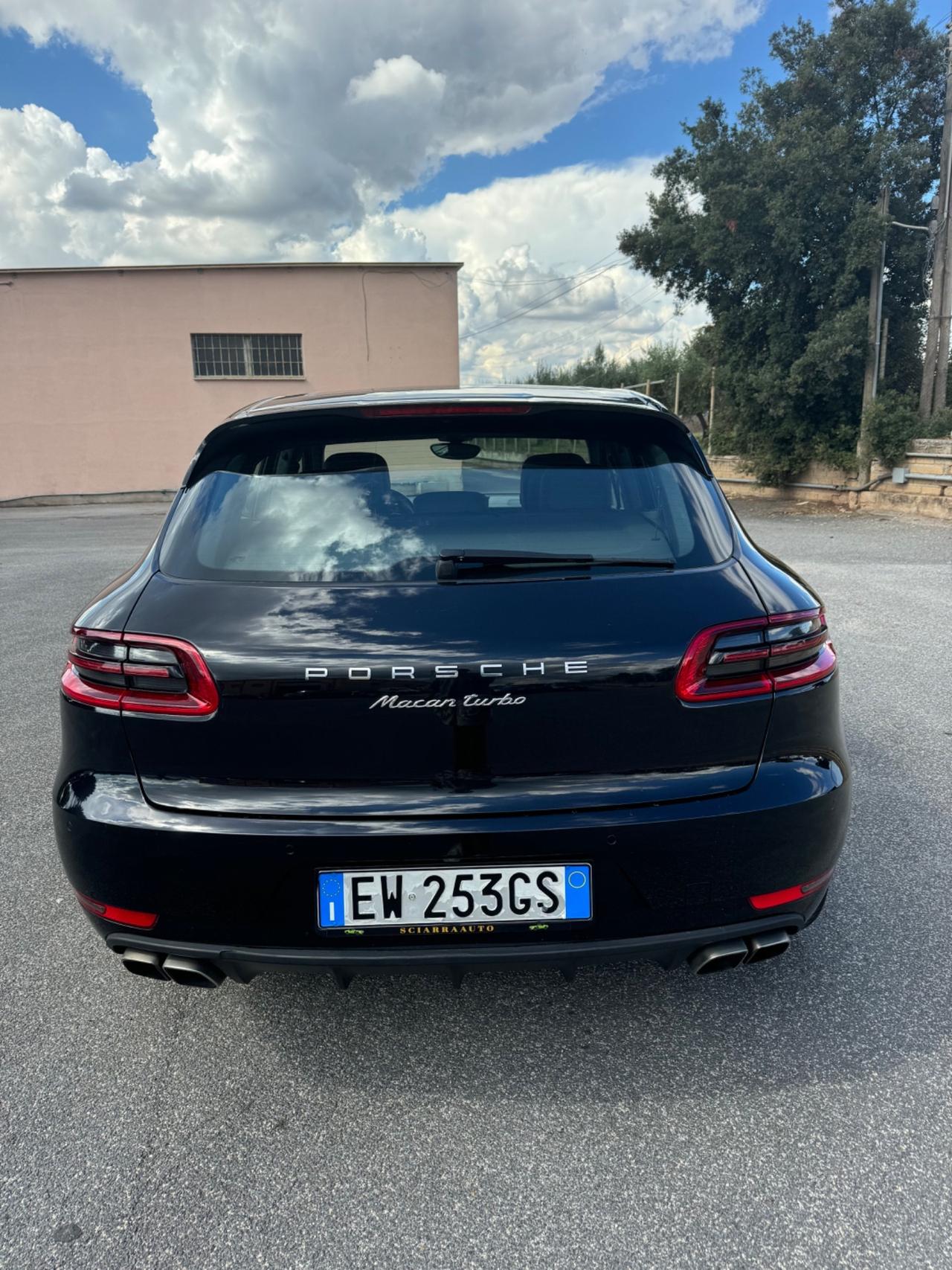 Porsche Macan 3.6 Turbo