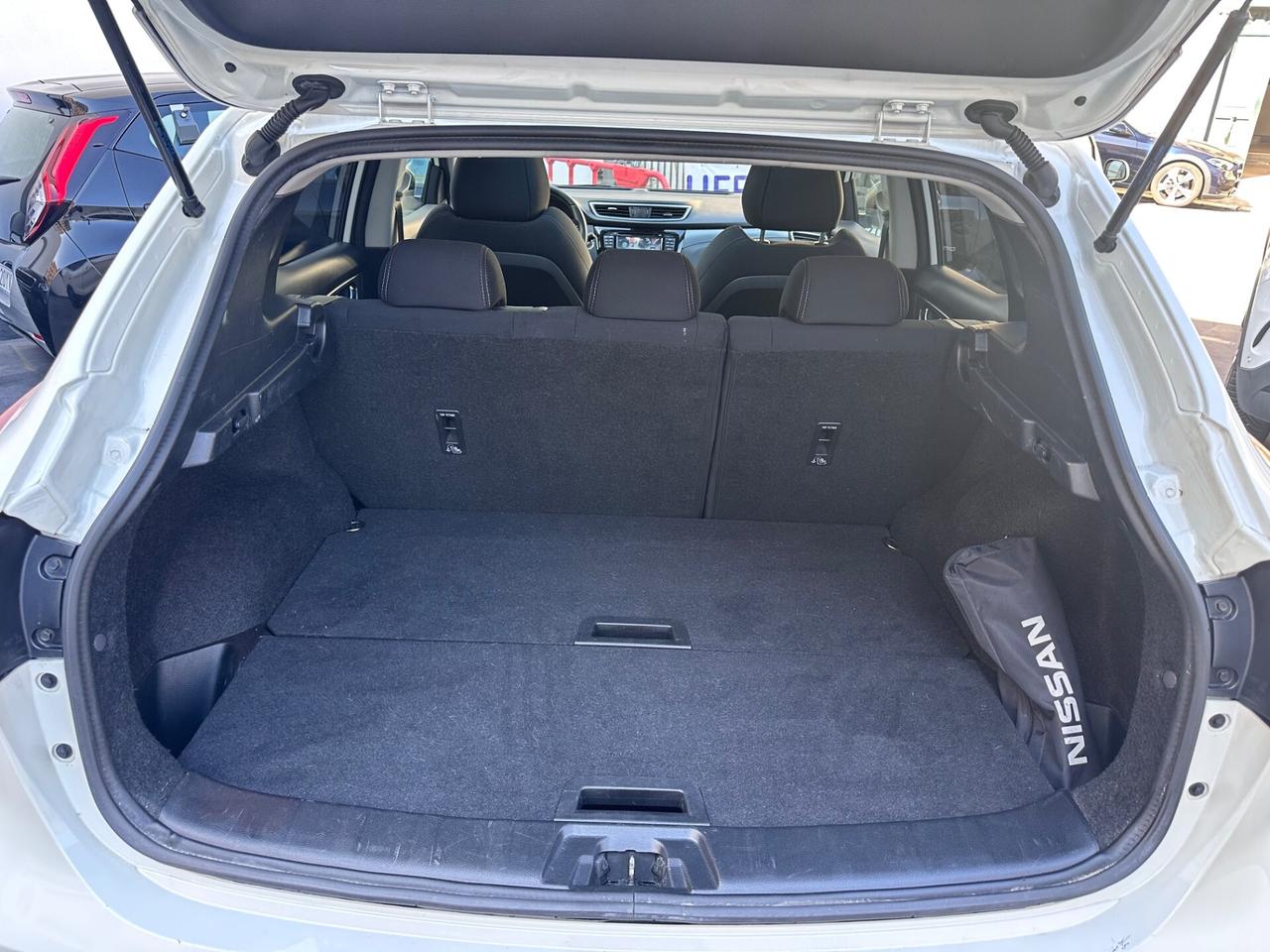 Nissan Qashqai 1.5 dCi N-Connecta