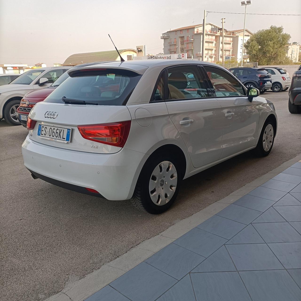 Audi A1 SPB 1.6 TDI Attraction
