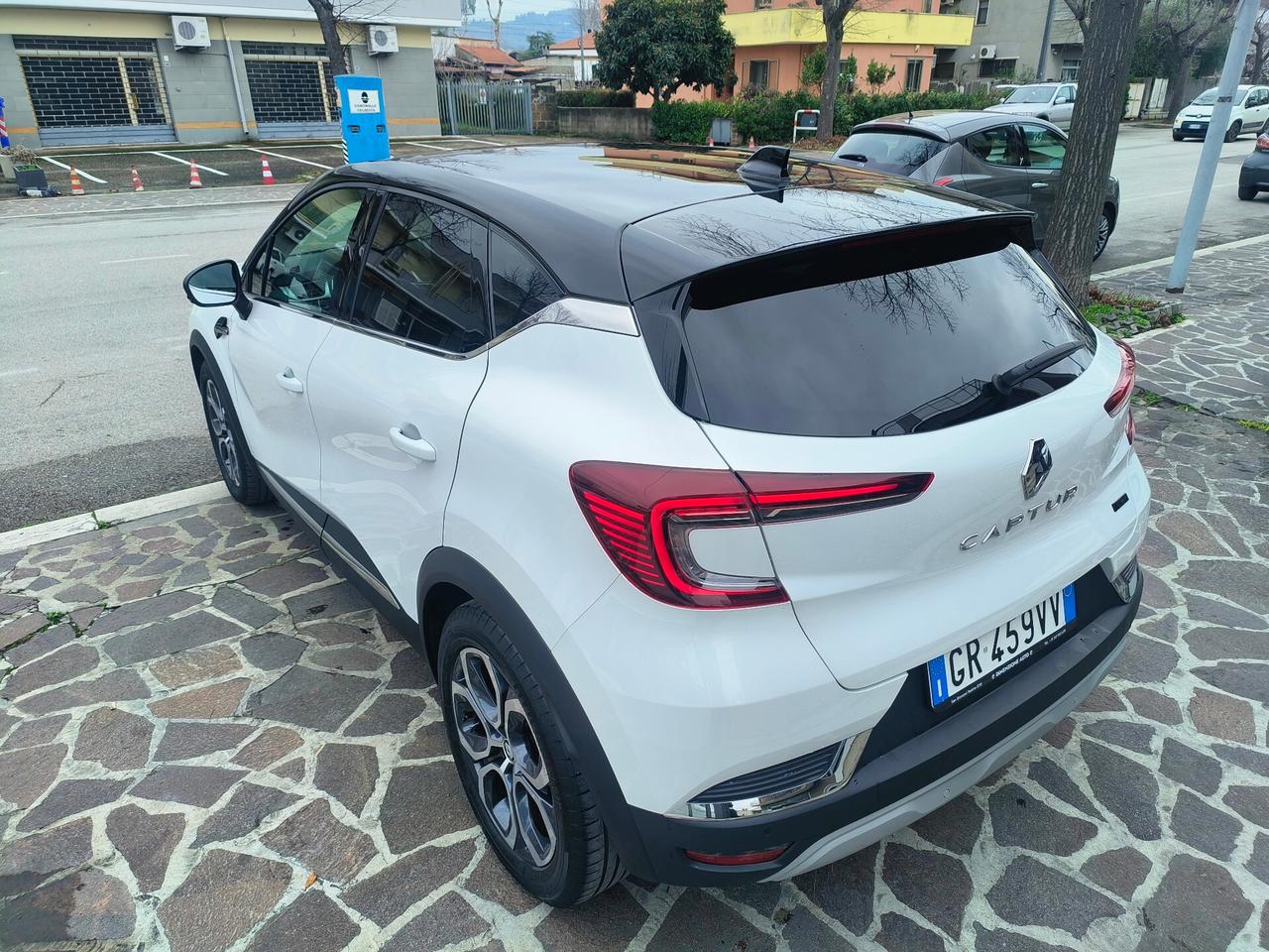 Renault Captur Full Hybrid E-Tech 145 CV Techno