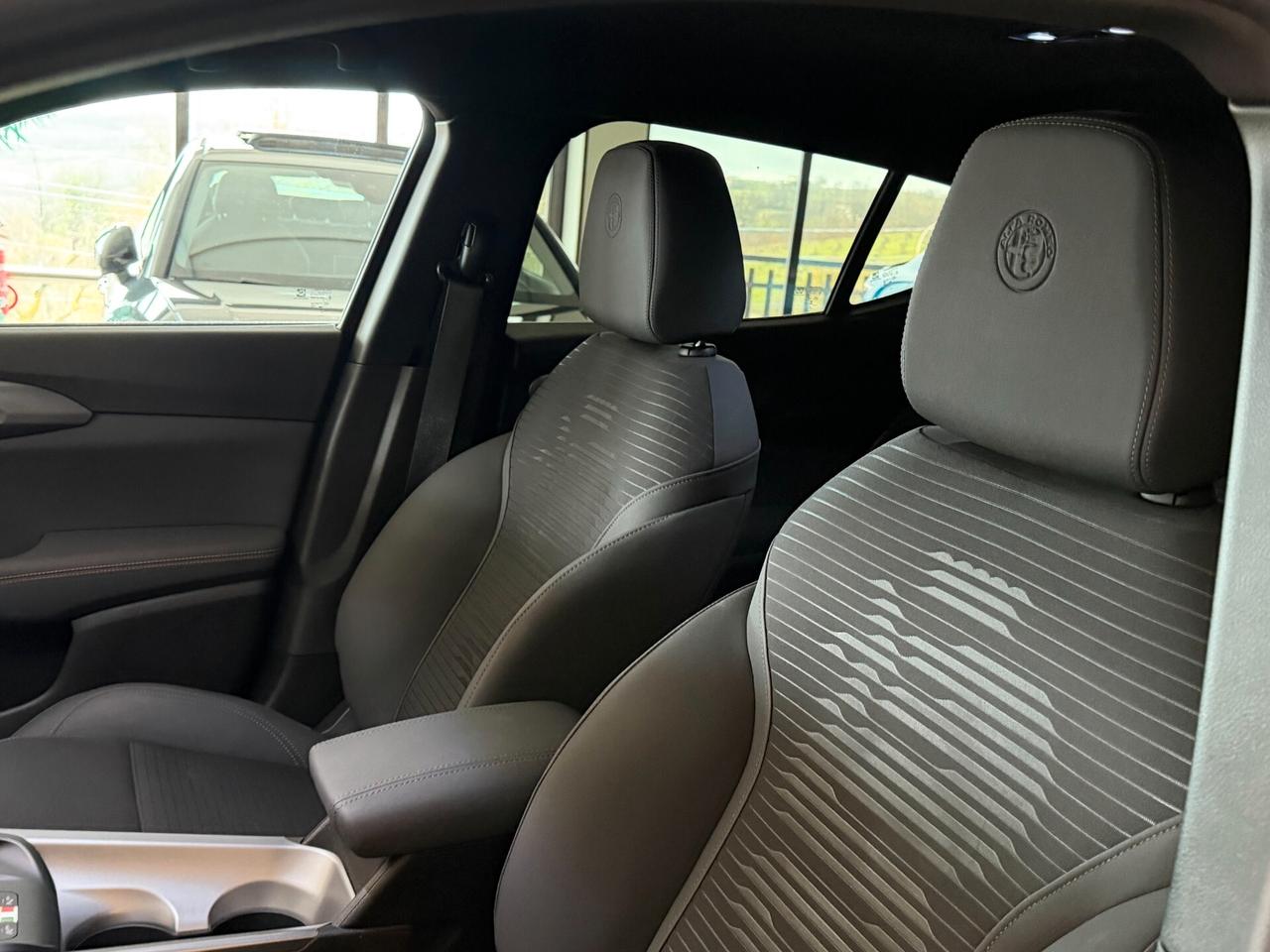 Alfa Romeo Tonale 1.6 DIESEL 130 cv. TCT6 SPRINT