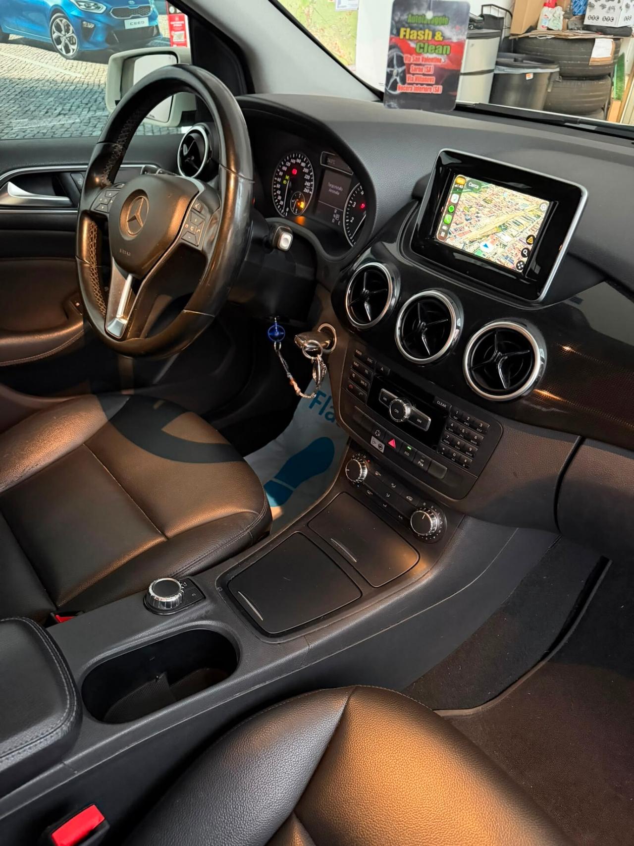 Mercedes-benz B 200 NGD Executive