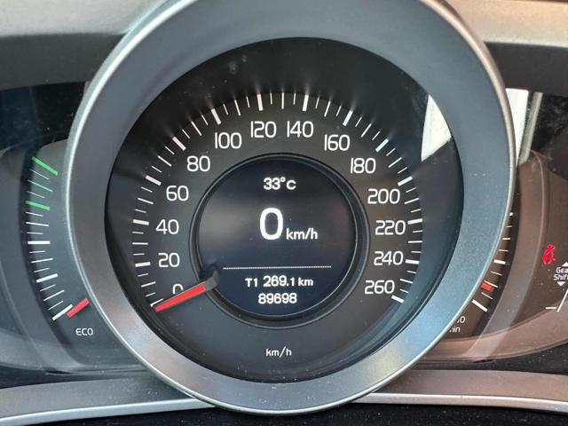 VOLVO V40 D2 'eco' Momentum