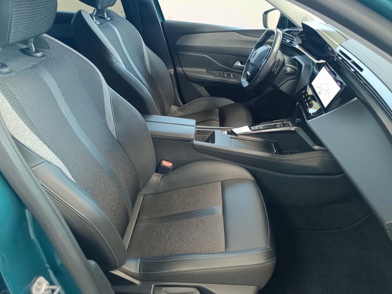 Peugeot 308 BlueHDi 130 S&S EAT8 SW Allure