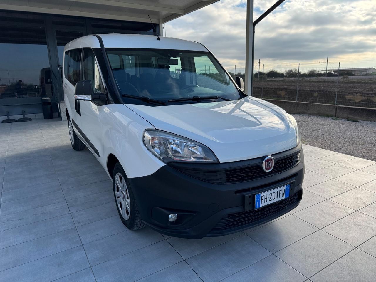 Fiat Doblo 1.3 MJT 5 POSTI AUTOCARRO