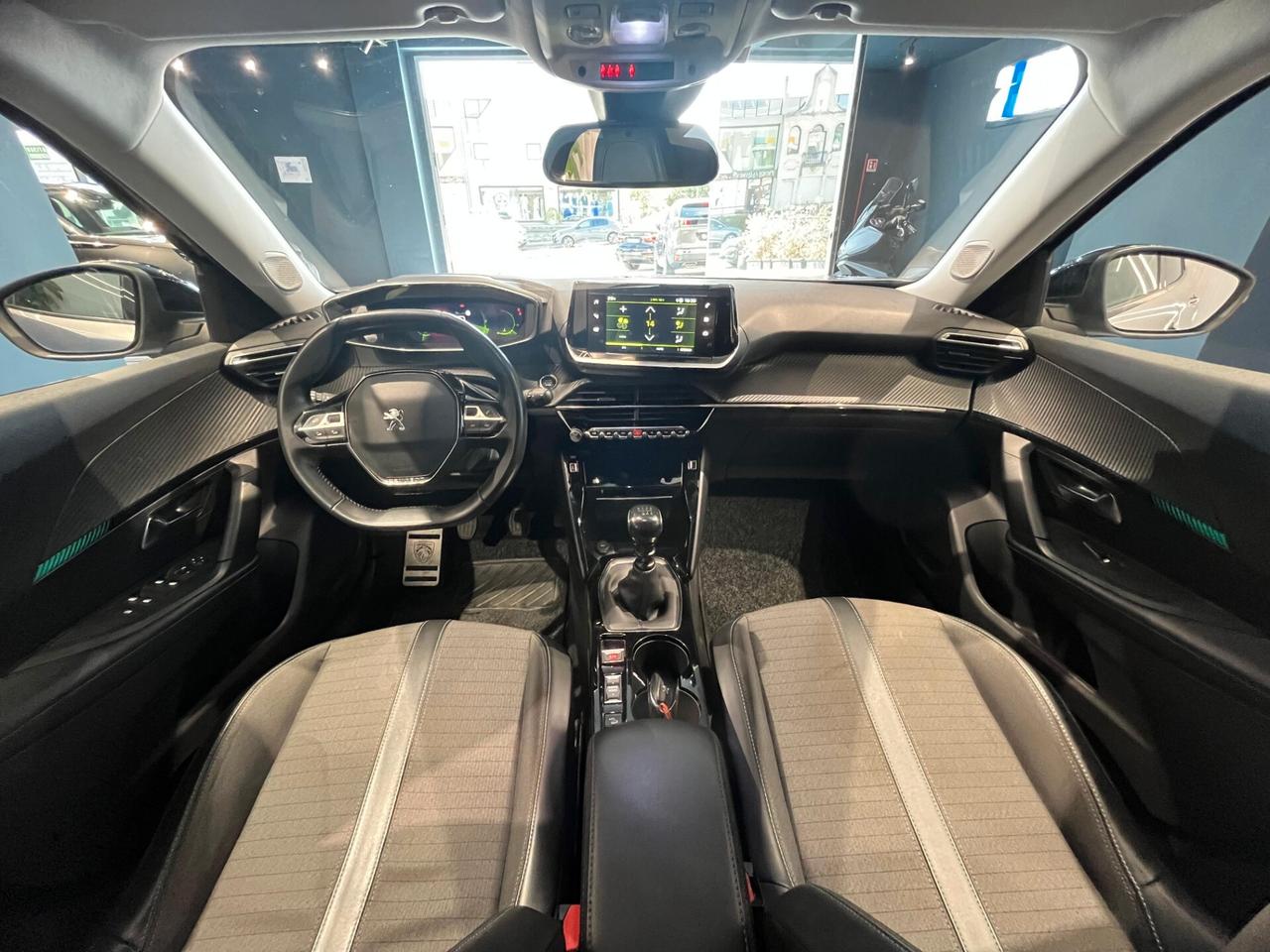 Peugeot 2008 BlueHDi 110 S&S Allure Pack