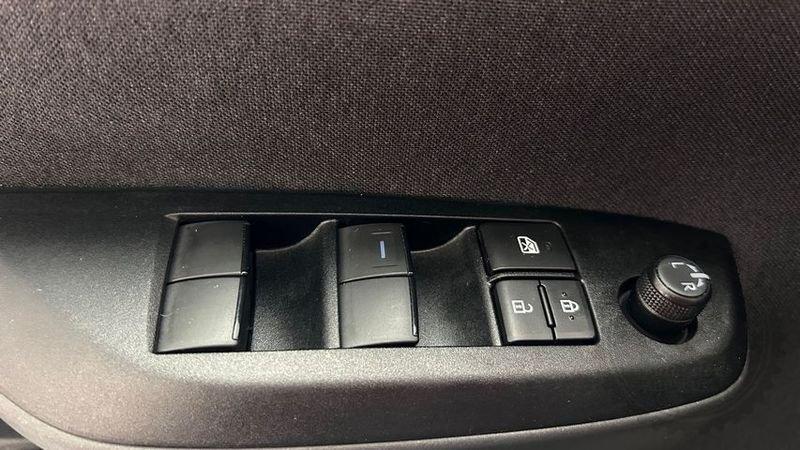 Toyota Yaris Cross 1.5 Hybrid 5p. E-CVT Active *P.ZO REALE*