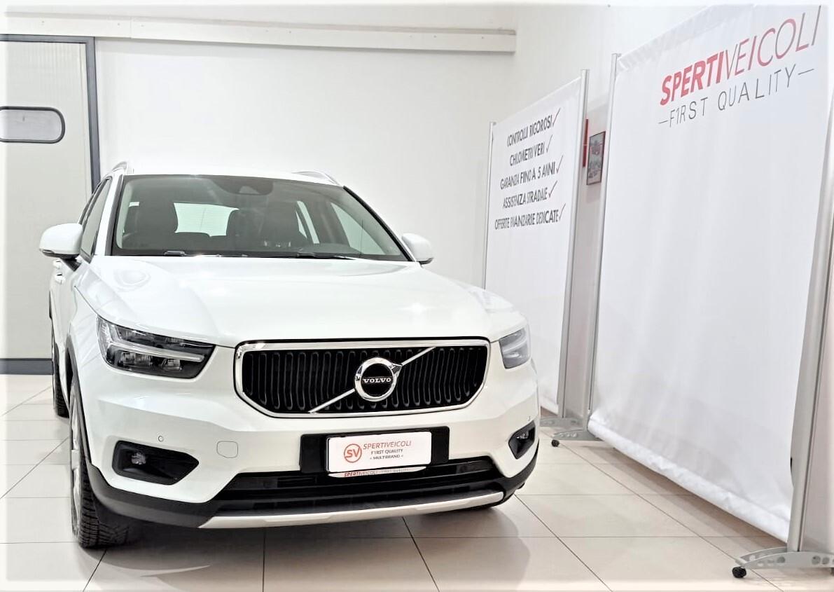 Volvo XC40 D4 AWD Geartronic Momentum