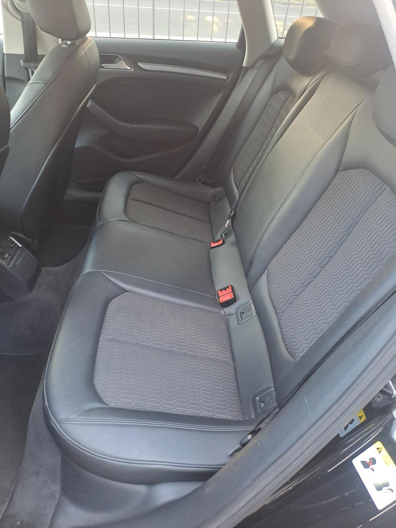 Audi A3 1.2 TFSI S tronic Attraction