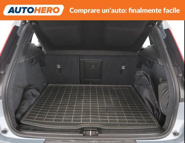 VOLVO XC40 B4 AWD automatico Plus Dark