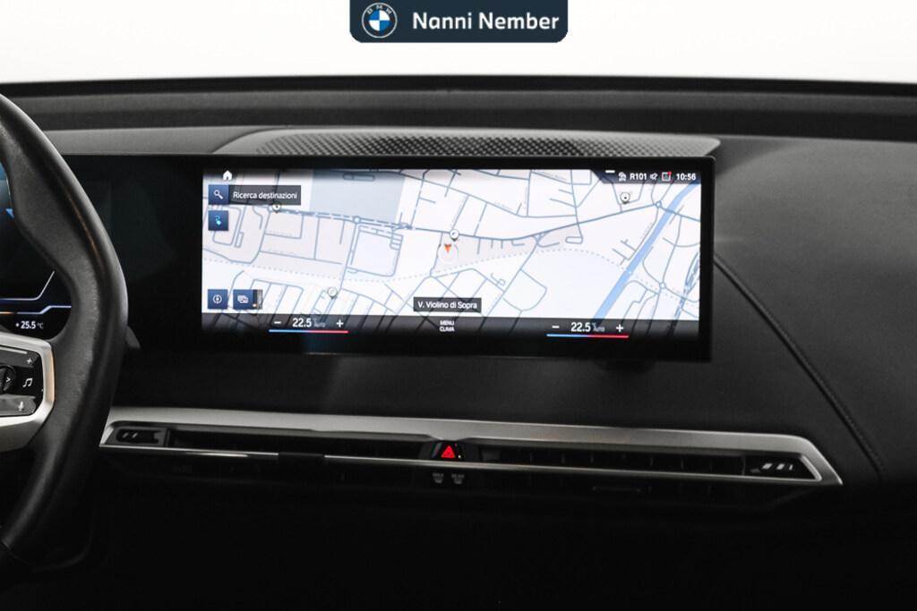 BMW iX 40 pacchetto sportivo xDrive
