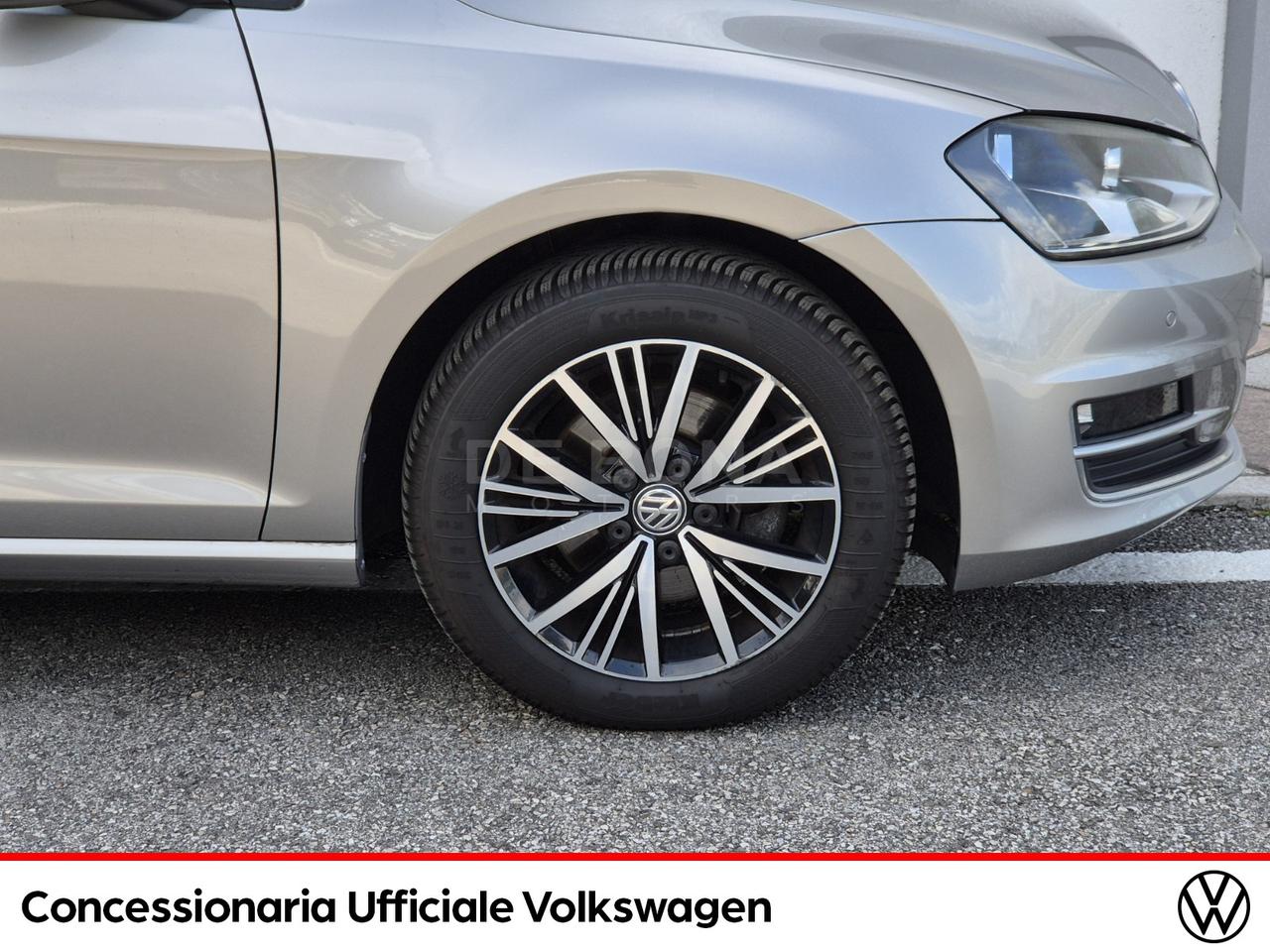 Volkswagen Golf 5p 1.6 tdi highline