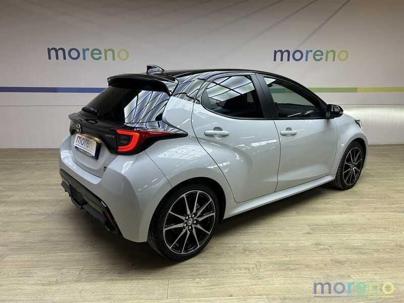Toyota Yaris 1.5h 130 GR Sport