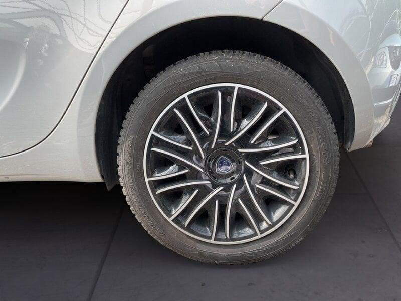 Lancia Ypsilon III 2021 1.0 firefly hybrid Gold s&s 70cv