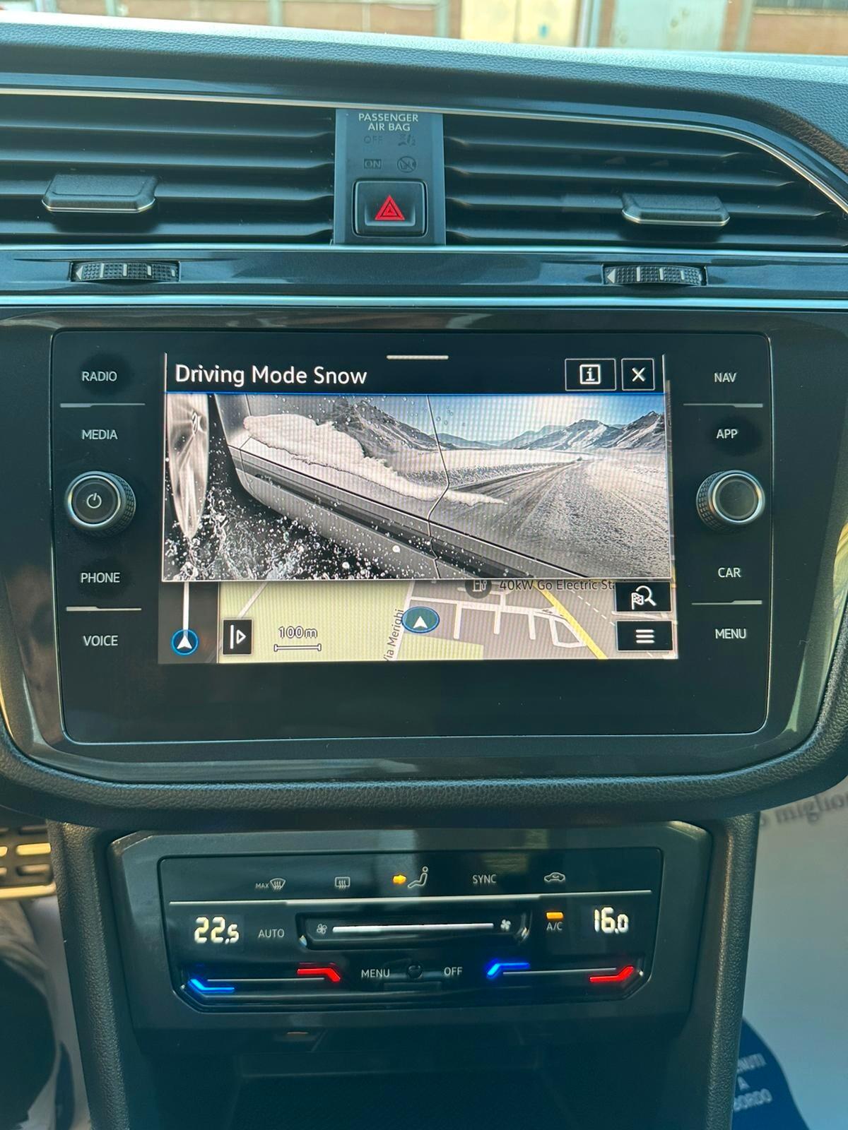 Volkswagen Tiguan 2.0 TDI 150 CV SCR DSG 4MOTION R-Line