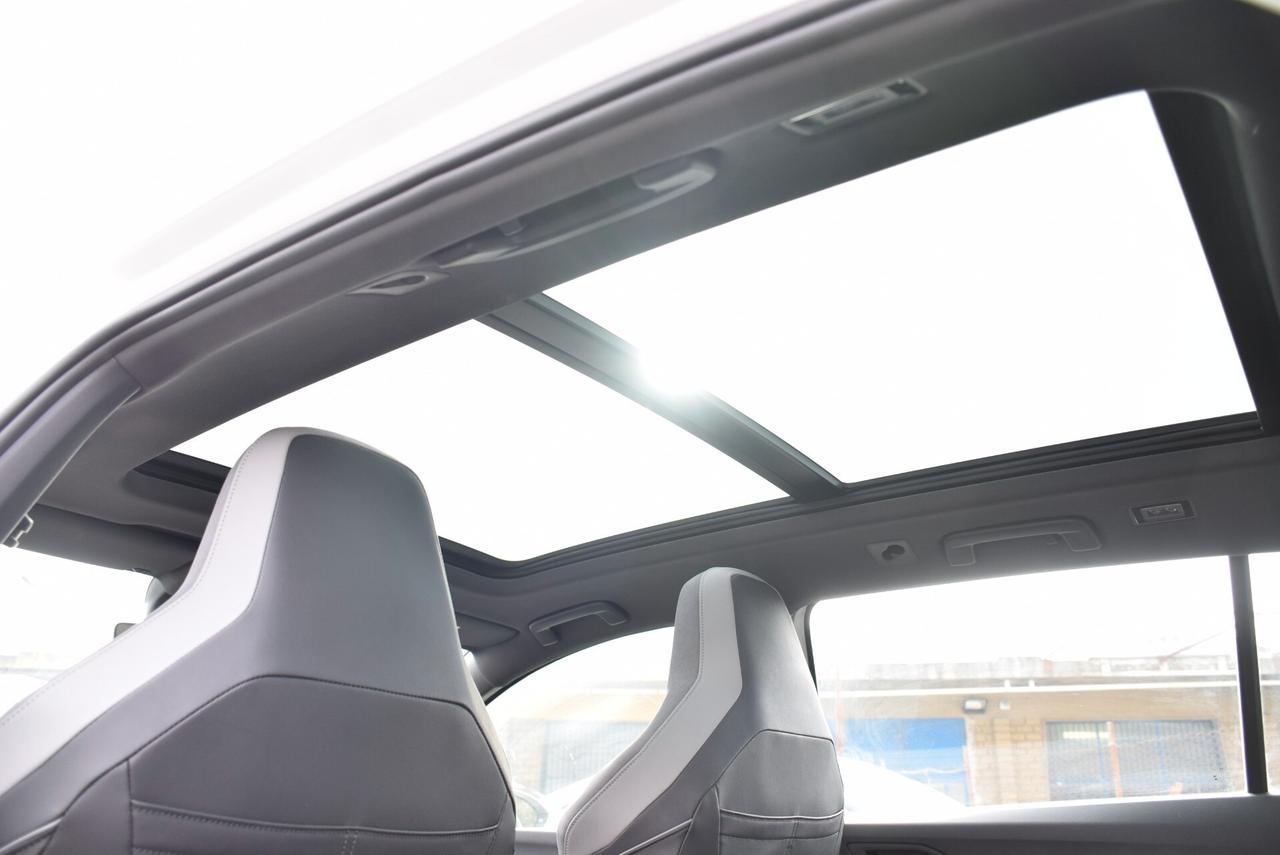 Volkswagen Golf VIII SW GANCIO TETTO 2.0TDI 150CV AUT., DSG R-Line FULL