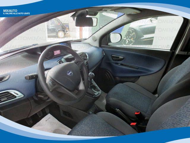 LANCIA Ypsilon Hybrid 1.0 FireFly 70cv 5 Porte Gold EU6 KM Ø
