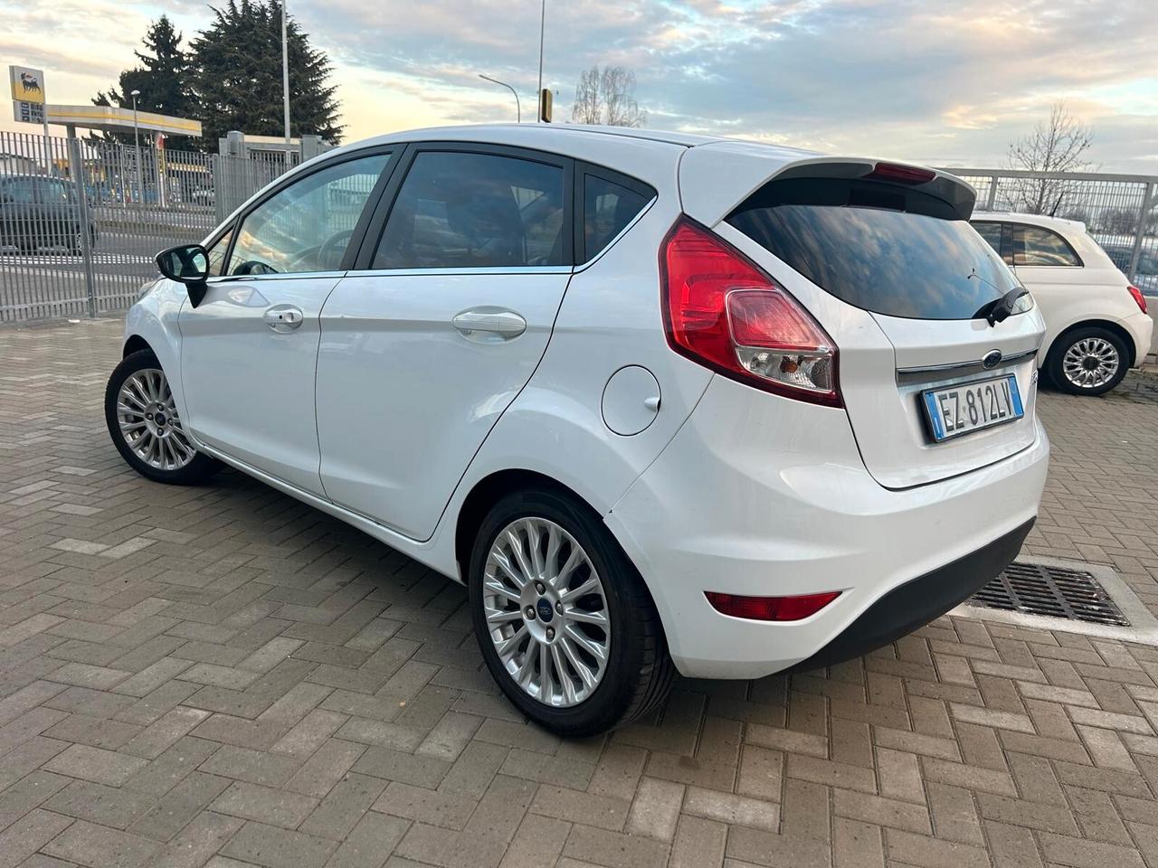 Ford Fiesta 1.5 TDCi 75CV 5 porte Titanium