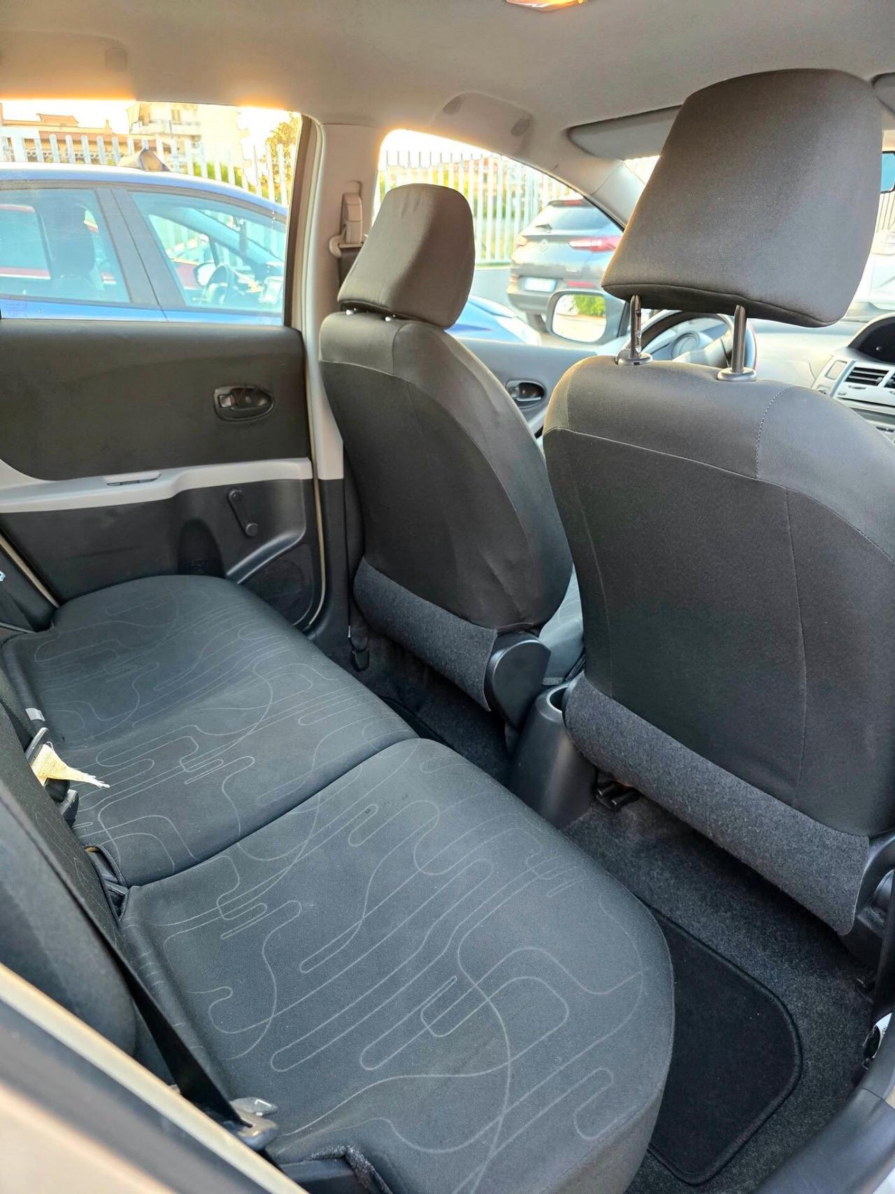 Toyota Yaris 1.0 5 porte Now