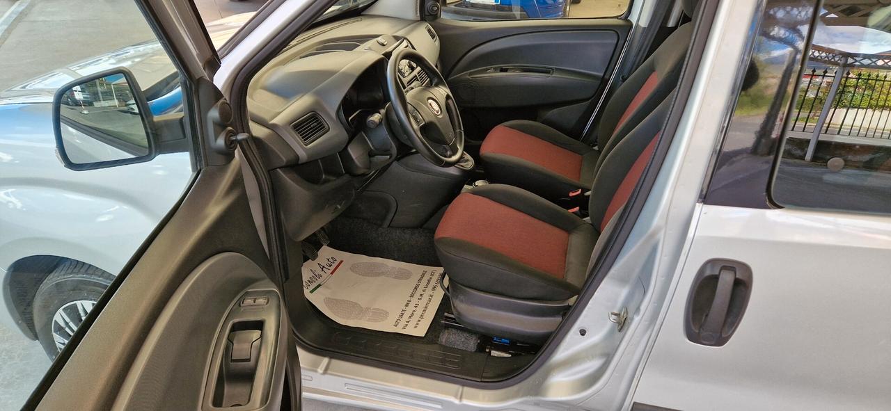 Fiat Doblò 5 Posti 1.6 Mjt 105cv 150° Anniversario