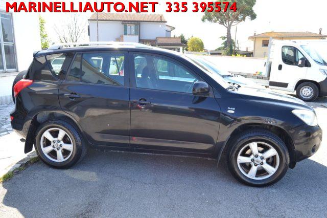 TOYOTA RAV 4 2.2 D-4D 136CV