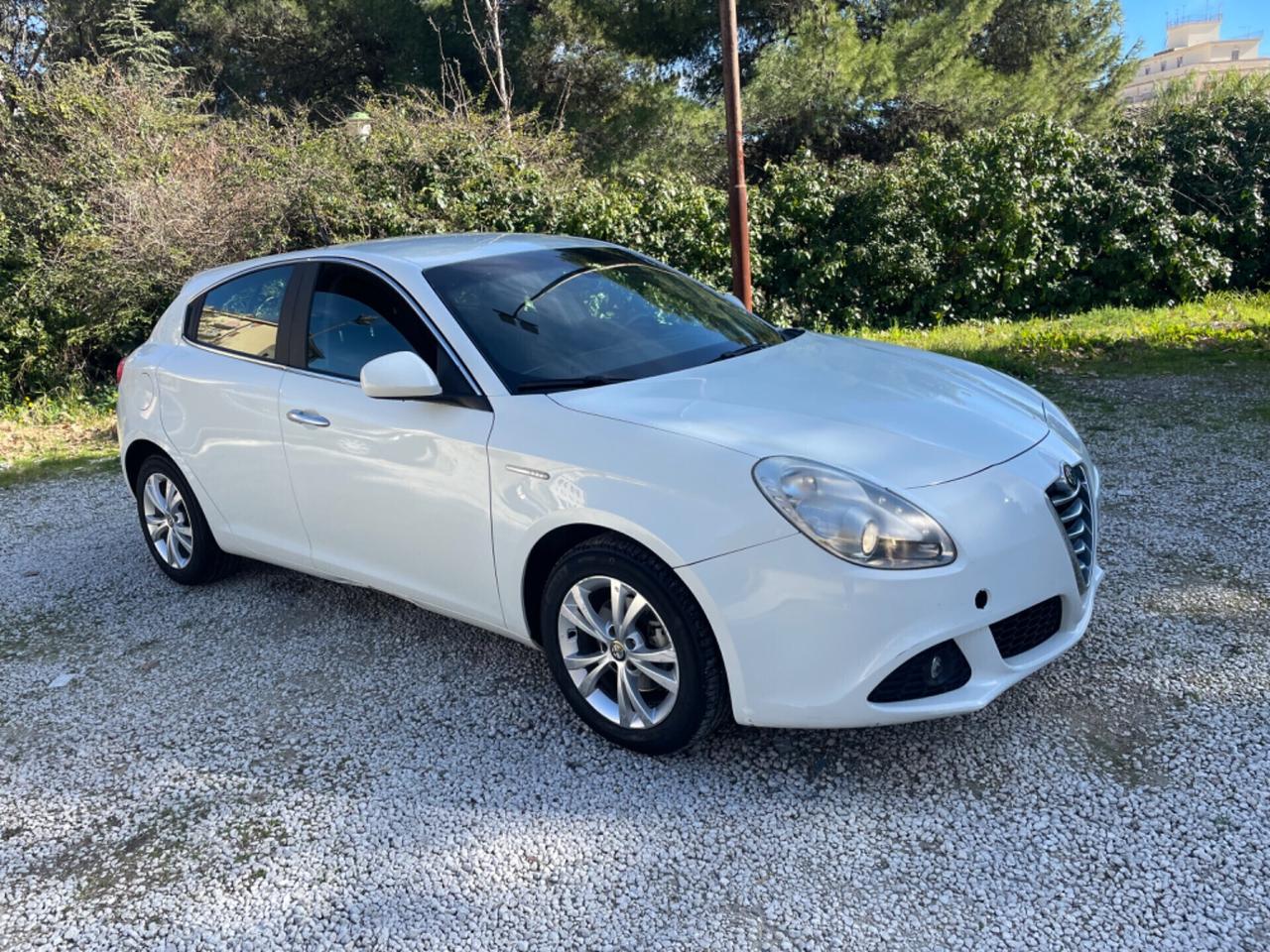 Alfa Romeo Giulietta 1.6 JTDm-2 105 CV Distinctive