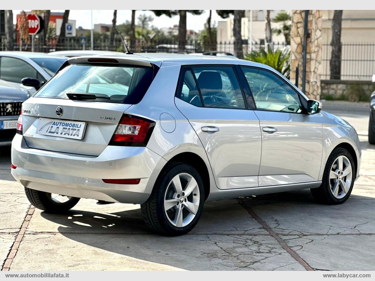 SKODA Fabia 1.0 MPI 60 CV Design Edition PER NEOPATENTATI