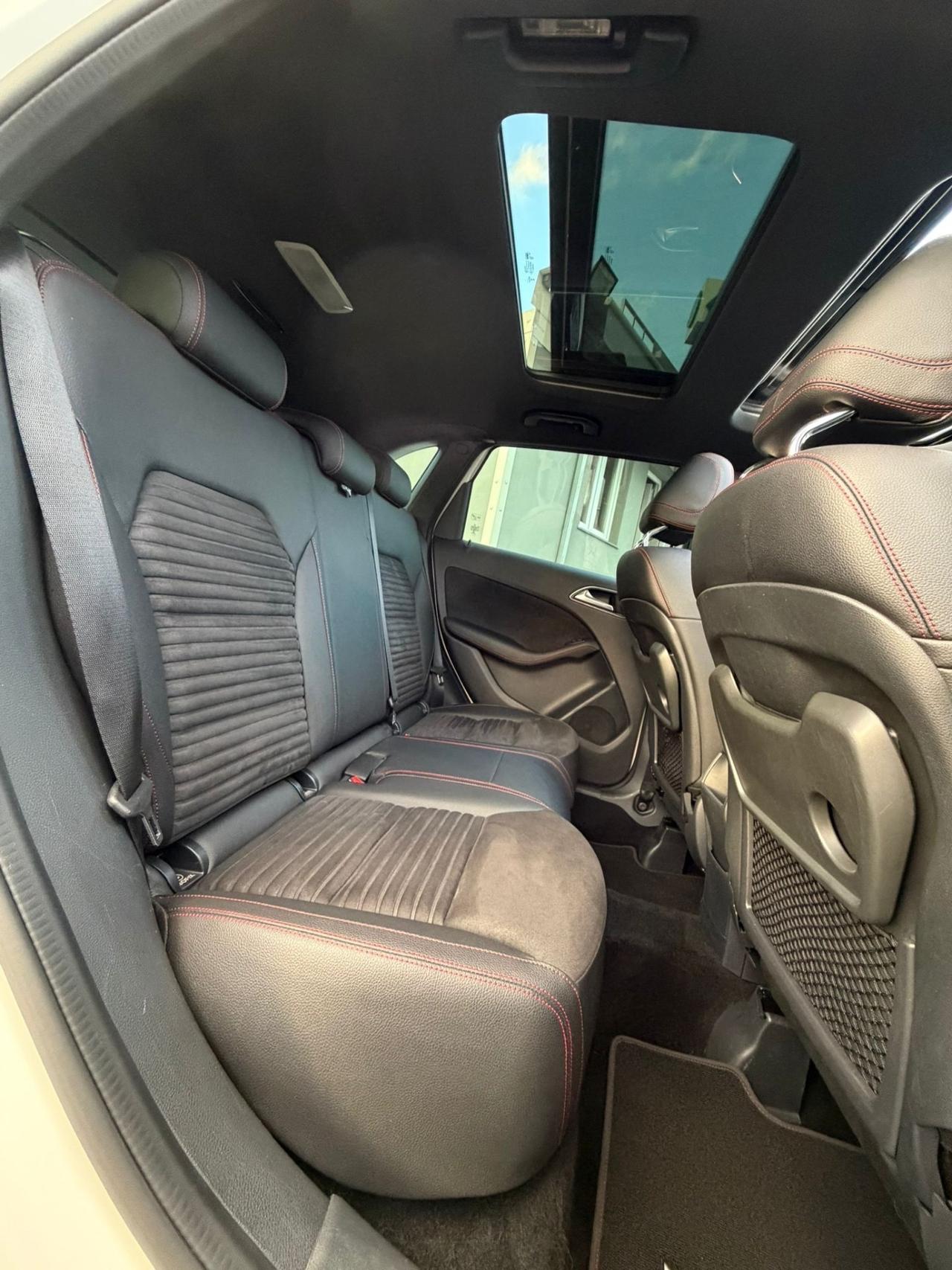 Mercedes Classe B 200D 136CV PREMIUM AMG