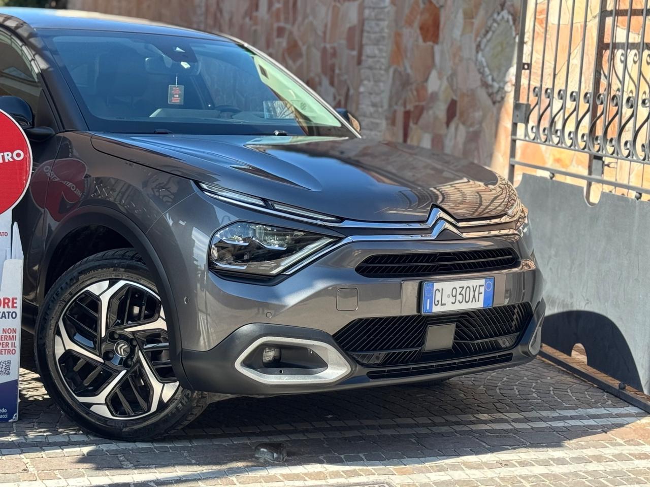 Citroen C4 PureTech 130 S&S EAT8 Shine