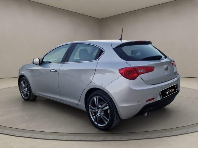 ALFA ROMEO Giulietta 1.6 JTDm-2 105 CV Distinctive