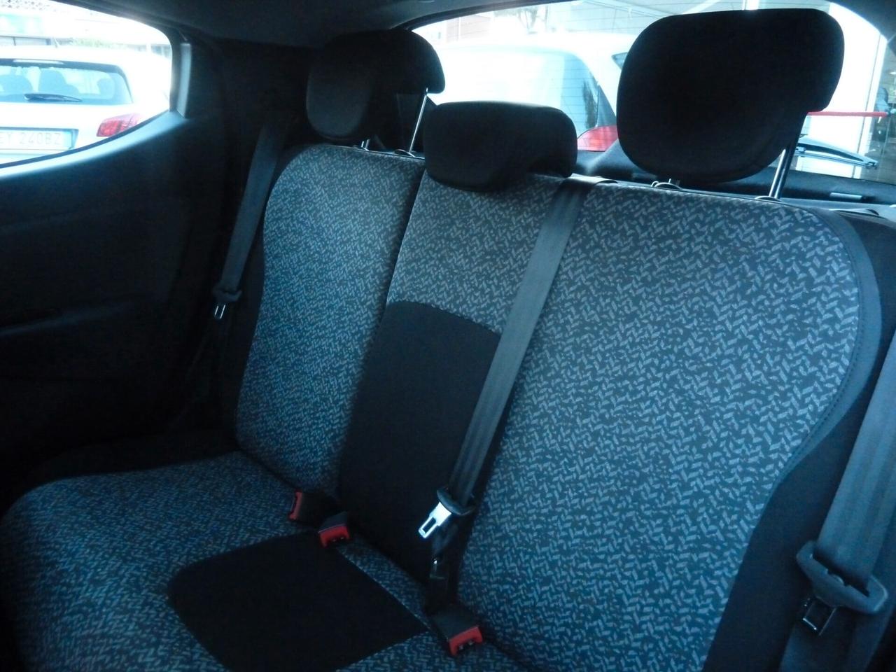 Lancia Ypsilon 1.0 FireFly 5 porte Hybrid UnYca
