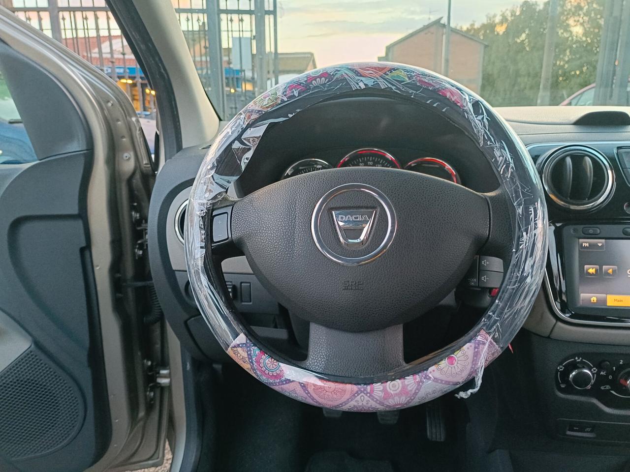 Dacia Lodgy 1.6 8V 85CV 5 posti Lauréate