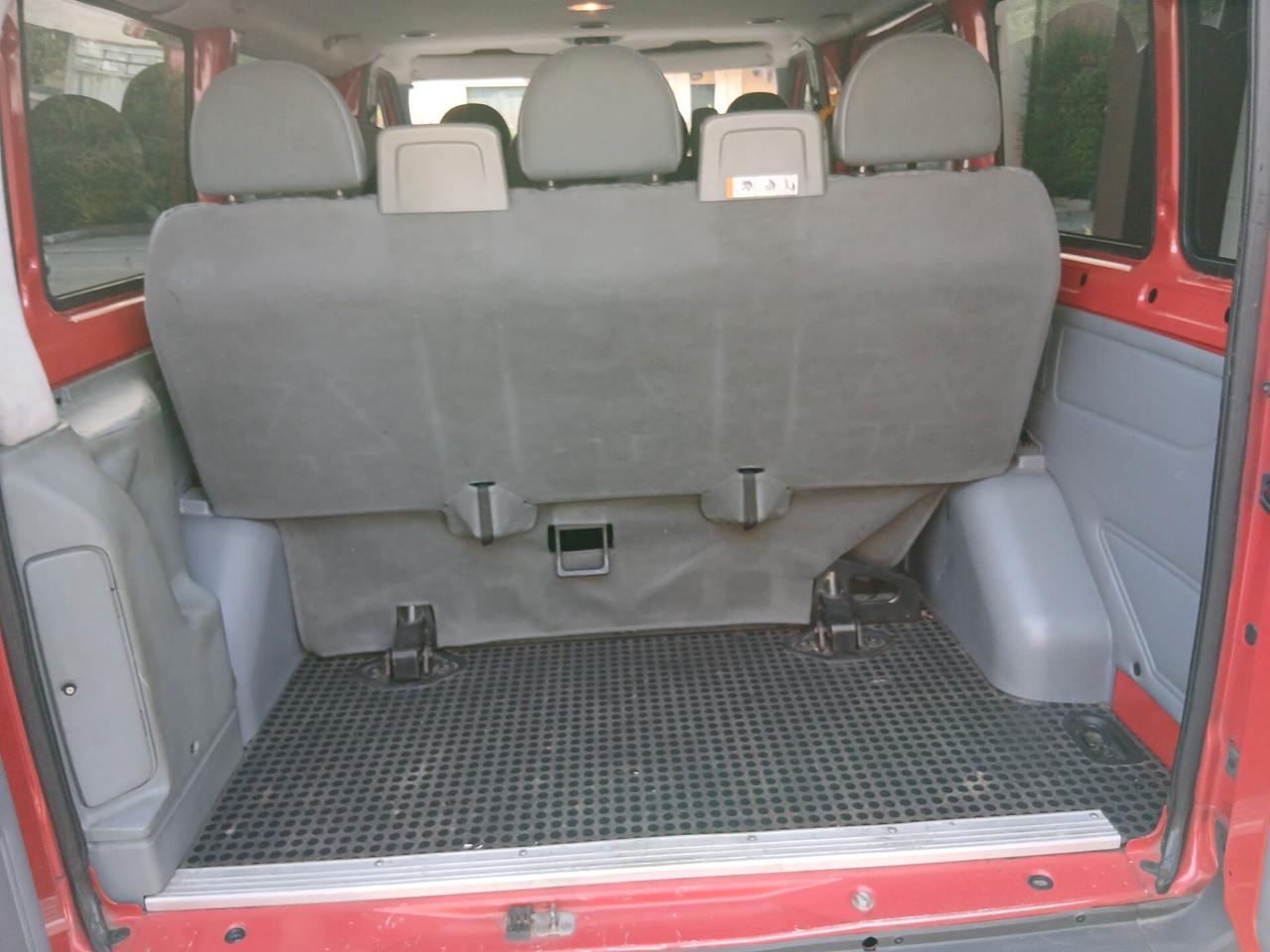 Ford Transit Tourneo 2.2 Cdti 86 cv 9 posti KIT distibuzione appena cambiato