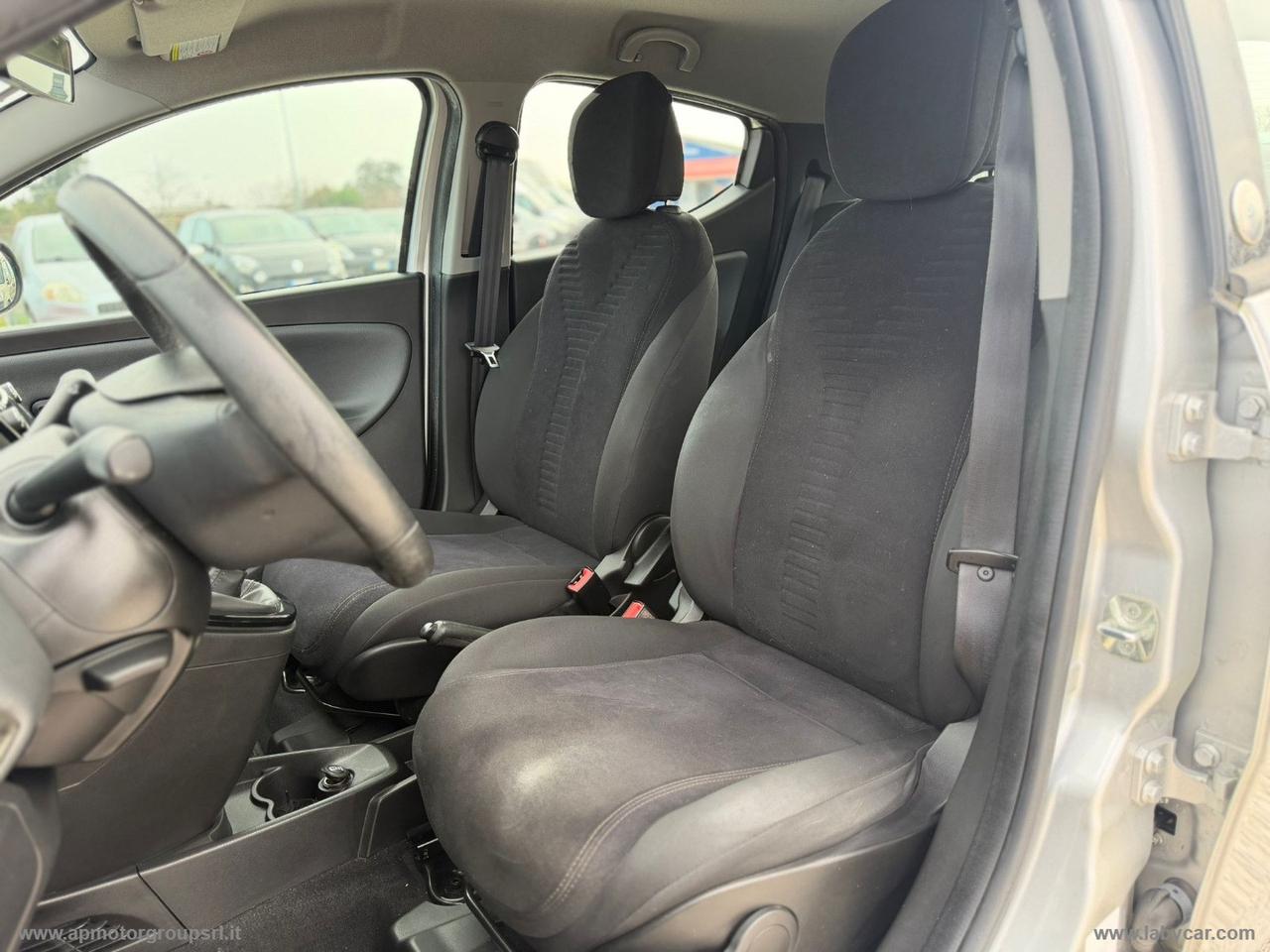 LANCIA Ypsilon 0.9 T.Air 85CV 5p. Met.Ec. Gold