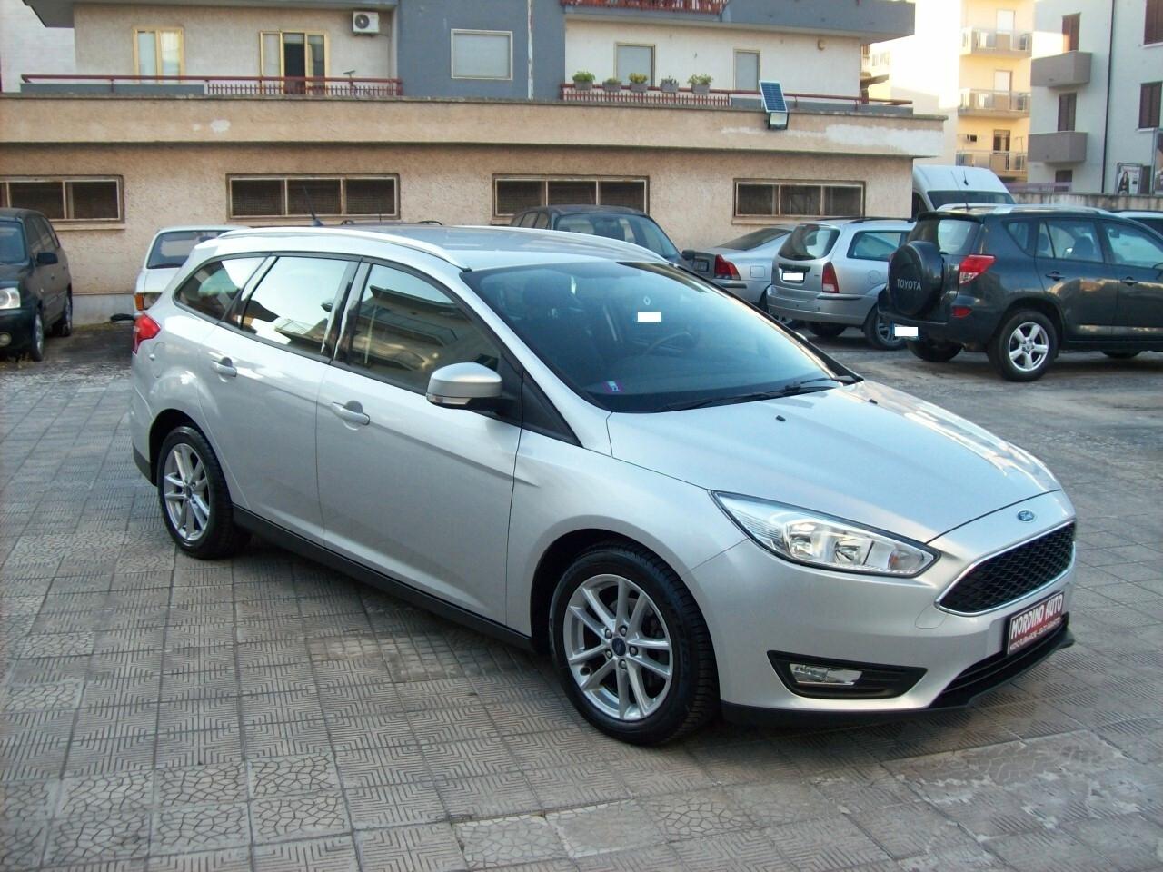 Ford Focus SW 1.5 TDCi 120CV S&S Titanium Navy
