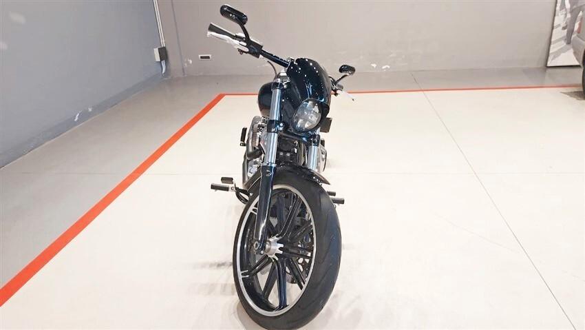 Harley-davidson Softail Breakout 114