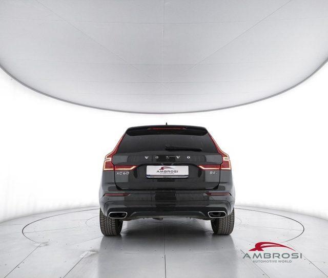 VOLVO XC60 B4 (d) AWD Geartronic R-design