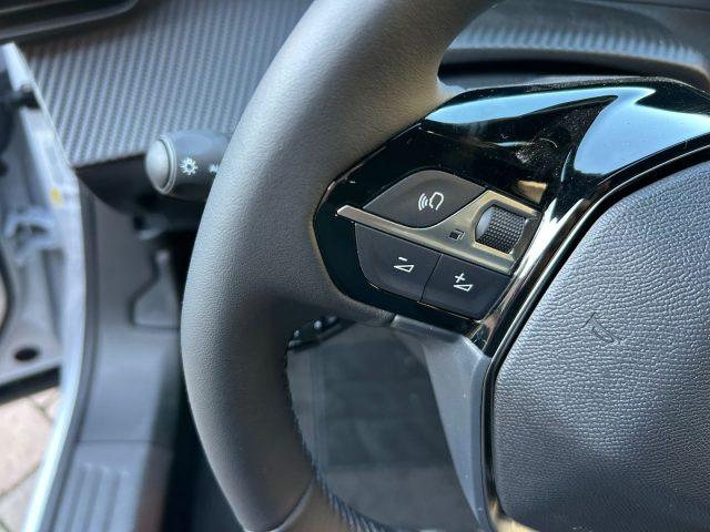 PEUGEOT 2008 Hybrid 145 e-DCS6 Allure KM 0
