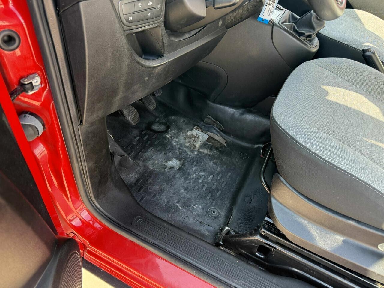 Fiat Fiorino 1.3 MJT 95CV Cargo Adventure EX TIM