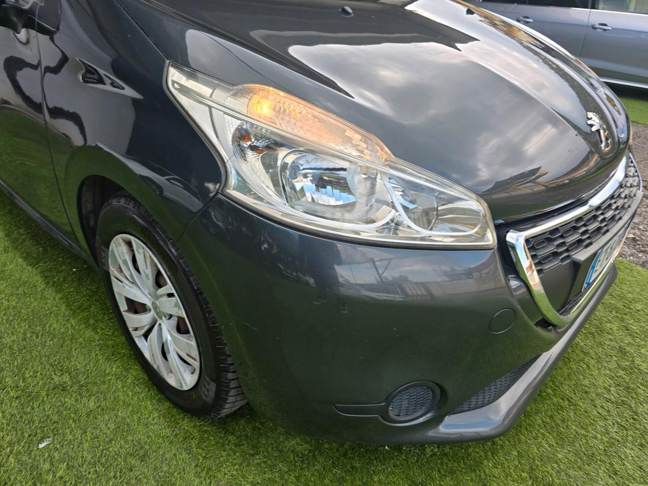 Peugeot 208 1.4 HDi 68 CV NEOP OK-2015