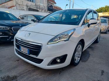Peugeot 5008 1.6 HDi 115CV Allure 7 POSTI