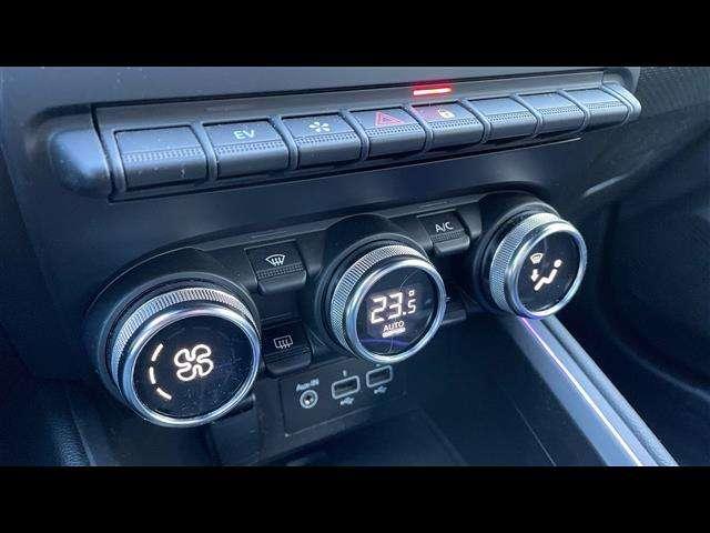 Renault Clio 1.6 E-Tech hybrid Intens 140cv auto